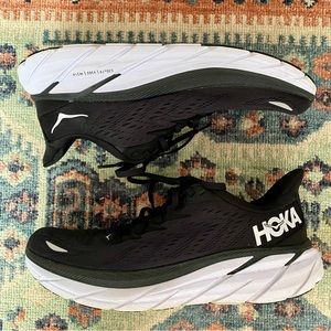 Hoka Clifton 8